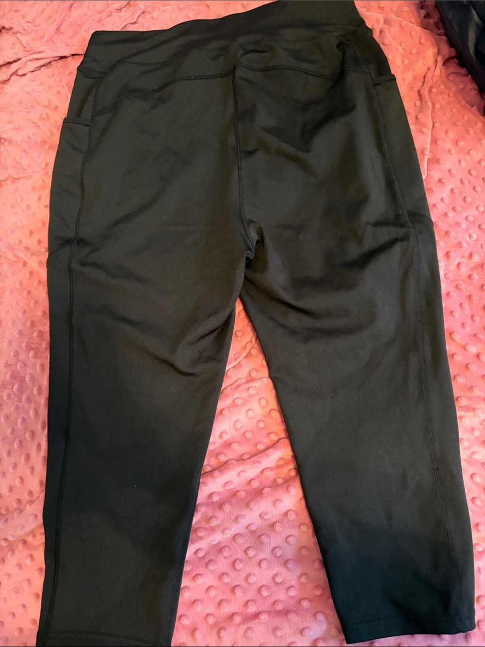 POP Fit Black High-Waist Capri Leggings